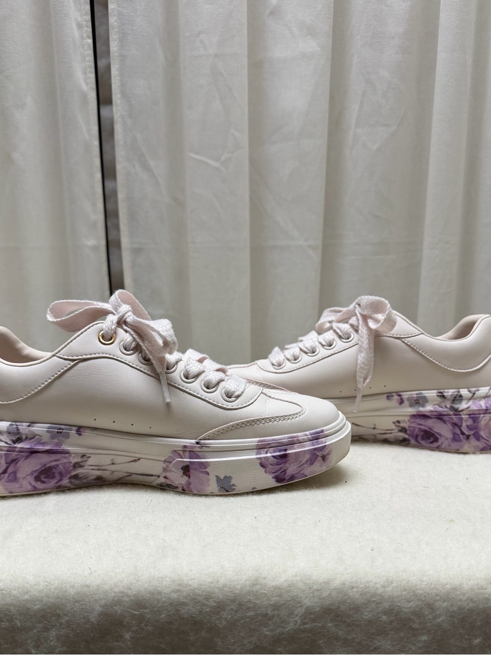 Skechers Sport Court 2.0 Floral Frenzy Memory Foam Sneakers White Purple - Picture 5 of 5